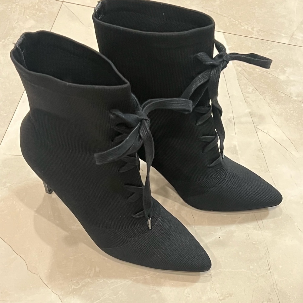 Kendall & Kylie Black Lace-Up Ankle Booties, Size 7